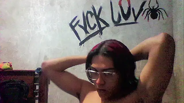 dirty model online show from 12.02.25