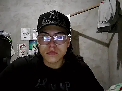 dirty model online show from 04.21.26