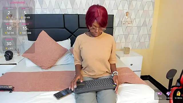 OliviaGarciaa online show from 11.20.25