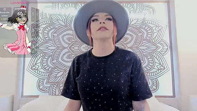 Snapshot of Lilith_Zamara chatting on 12.02.25 Lilith Zamara online show from 12.02.25