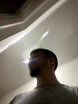 Snapshot of Kissmalditox chatting on 11.03.25 Kissmalditox online show from 11.03.25