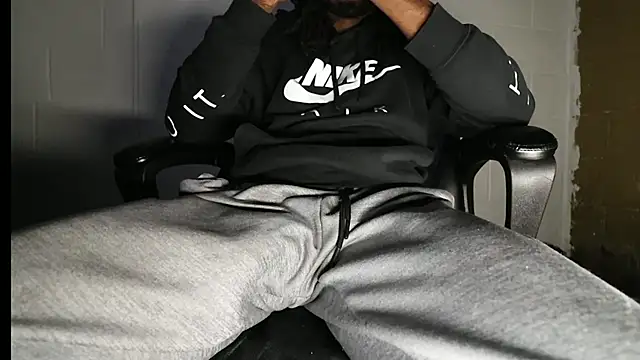 Snapshot of zaddytrey chatting on 03.04.26 zaddytrey online show from 03.04.26