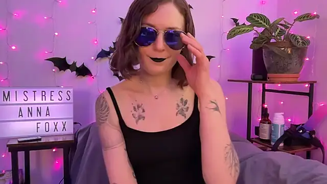 mistressannafoxx online show from 11.06.25