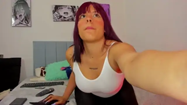 Snapshot of penelopestar_2 chatting on 11.12.25 penelopestar 2 online show from 11.12.25