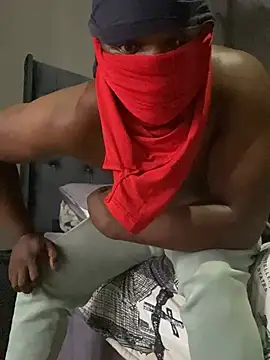 Snapshot of darkdickgg chatting on 04.26.26 darkdickgg online show from 04.26.26