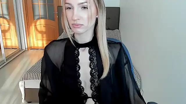 AndrianaBelle online show from 09.18.25