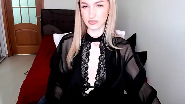 AndrianaBelle online show from 11.15.25