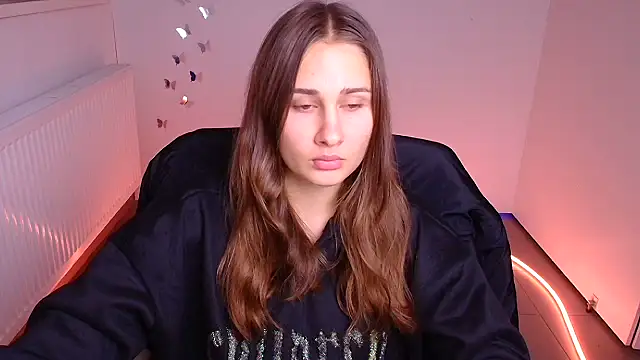 Stefanie Sweet online show from 10.10.25