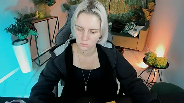 BethanyCloud online show from 10.10.25