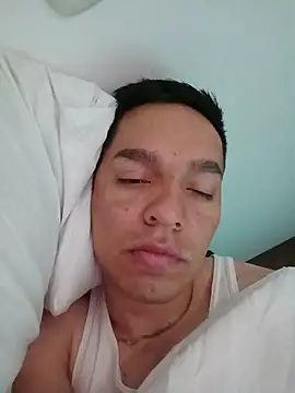 Snapshot of Carl_Strip chatting on 10.07.25 Carl Strip online show from 10.07.25