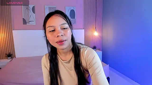 candy lux30 online show from 10.14.25