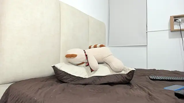 Hector 21  online show from 12.20.25