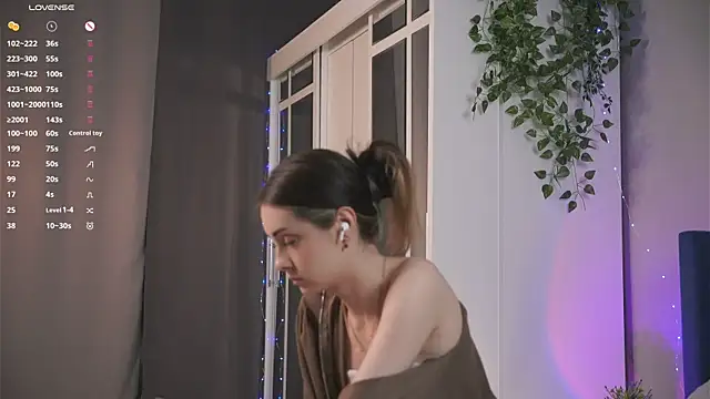 VernonKnapik online show from 09.15.25