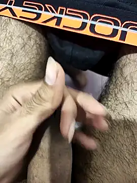 Snapshot of mumbaizboi chatting on 09.08.25 mumbaizboi online show from 09.08.25