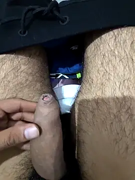 Snapshot of mumbaizboi chatting on 10.15.25 mumbaizboi online show from 10.15.25