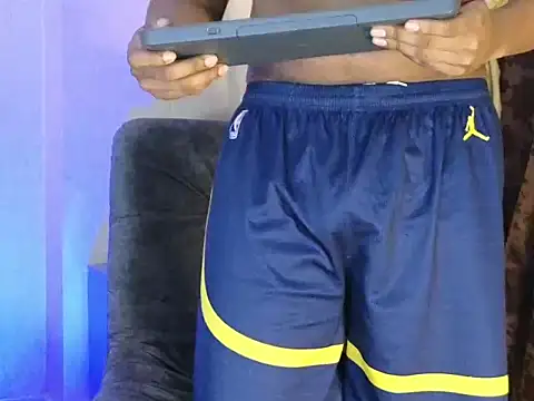 BenjaminCol  online show from 11.05.25