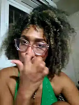 Snapshot of BiiancaEstradaa chatting on 06.21.26 BiiancaEstradaa online show from 06.21.26