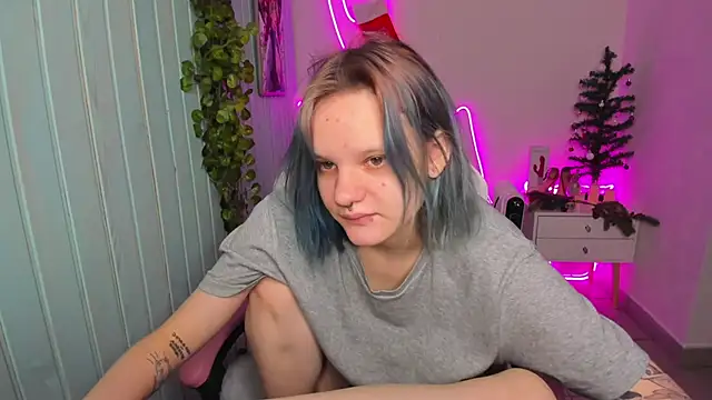 Elieiza xo online show from 12.15.25