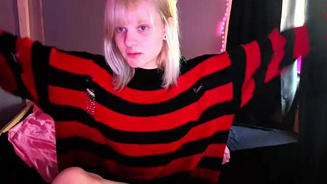 Elieiza xo online show from 04.18.26