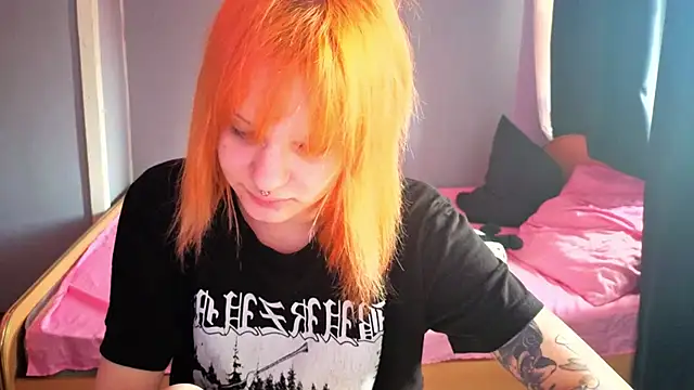 Snapshot of Elieiza_xo chatting on 05.02.26 Elieiza xo online show from 05.02.26