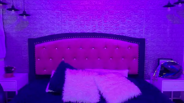 Natalie loffreda online show from 03.10.26