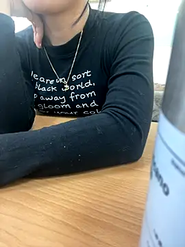 -NhaKy22 online show from 11.12.25