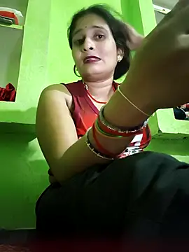 Snapshot of Hot-piuy chatting on 09.22.25 Hot-piuy online show from 09.22.25