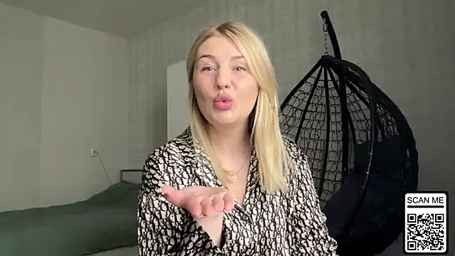 Blondie xoxoxo online show from 04.03.26