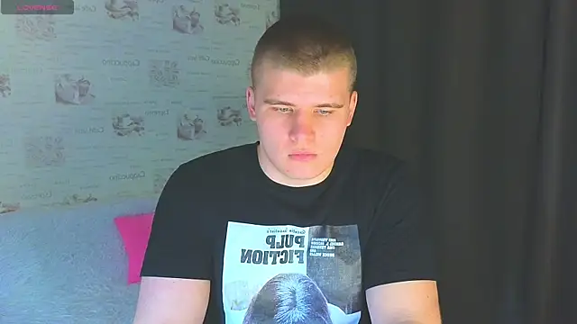 Snapshot of kittenmurr chatting on 10.09.25 kittenmurr online show from 10.09.25