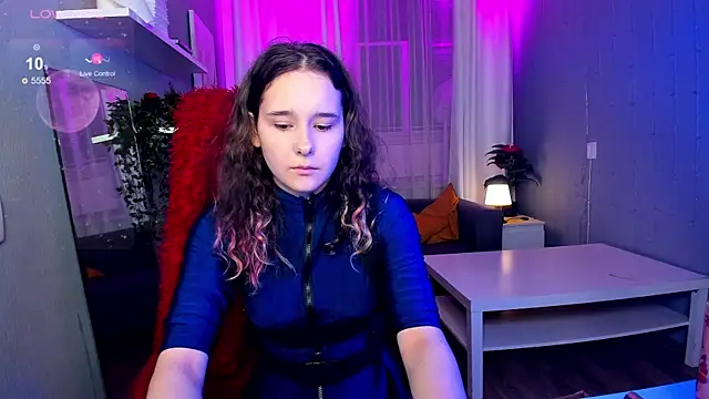 Snapshot of uco_mon chatting on 09.20.25 uco mon online show from 09.20.25