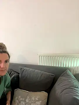 Charsworld online show from 11.03.25