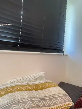 Charsworld online show from 04.05.26