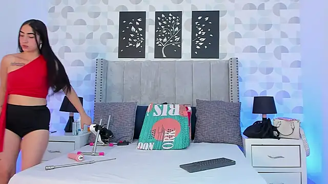 natasha moreno online show from 09.12.25