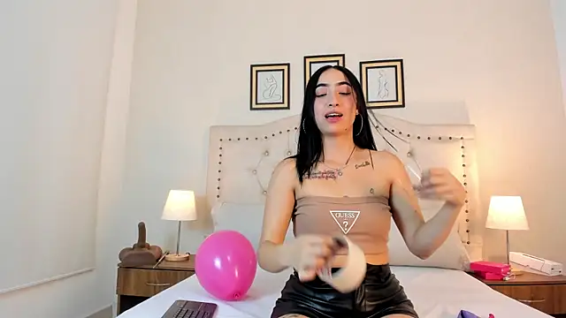 natasha moreno online show from 04.08.26