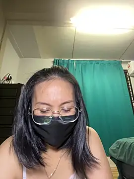 melyiaaa online show from 03.24.26