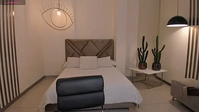 NovaSpencer online show from 11.21.25