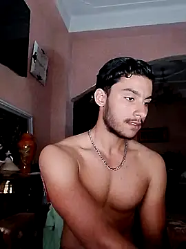 Snapshot of Ellyakine1 chatting on 10.28.25 Ellyakine1 online show from 10.28.25