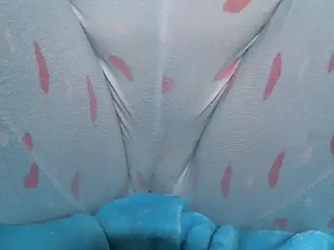 Snapshot of Darkplay_extreme chatting on 11.02.25 Darkplay extreme online show from 11.02.25