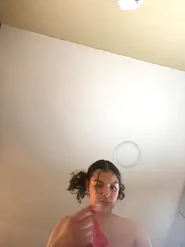 AriaHeavenss online show from 10.10.25