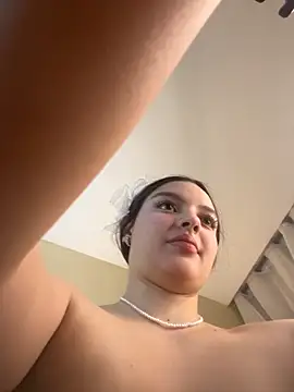 AriaHeavenss online show from 10.12.25