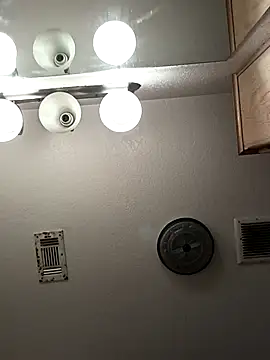 Snapshot of Candy_Head chatting on 10.24.25 Candy Head online show from 10.24.25