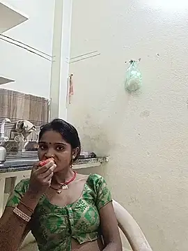 Snapshot of Harini_Gautam chatting on 07.30.26 Harini Gautam online show from 07.30.26