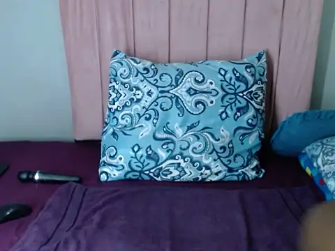 SWEETBERRYxXx online show from 11.11.25