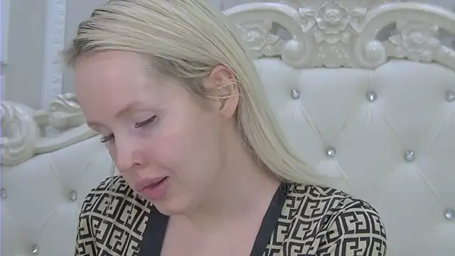 EllieFrosty  online show from 04.18.26