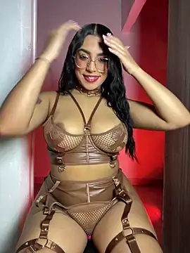 Snapshot of Linda_Saenz_ chatting on 06.17.26 Linda Saenz online show from 06.17.26