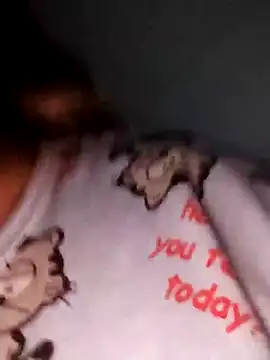 Snapshot of Kiss_Eva chatting on 01.18.25 Kiss Eva online show from 01.18.25