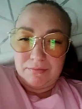 Snapshot of Kiss_Eva chatting on 10.01.25 Kiss Eva online show from 10.01.25