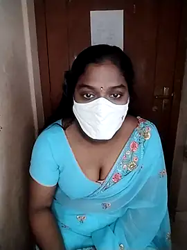 Snapshot of Megha_21 chatting on 10.05.25 Megha 21 online show from 10.05.25