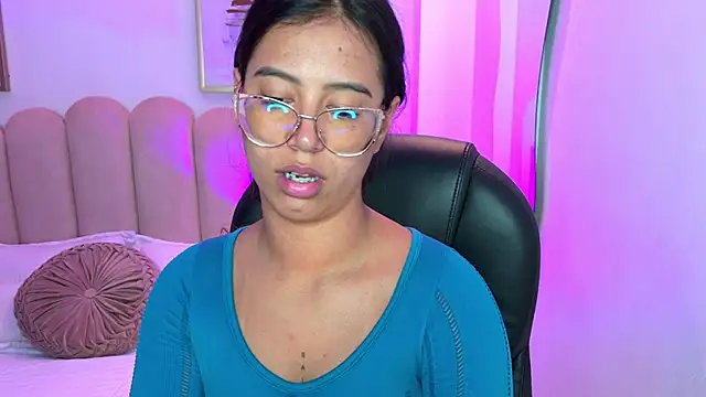 raven stonee online show from 03.24.26