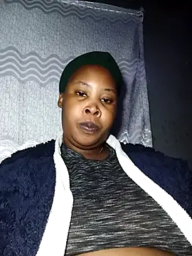 OCEANSQUITERXXX online show from 10.23.25